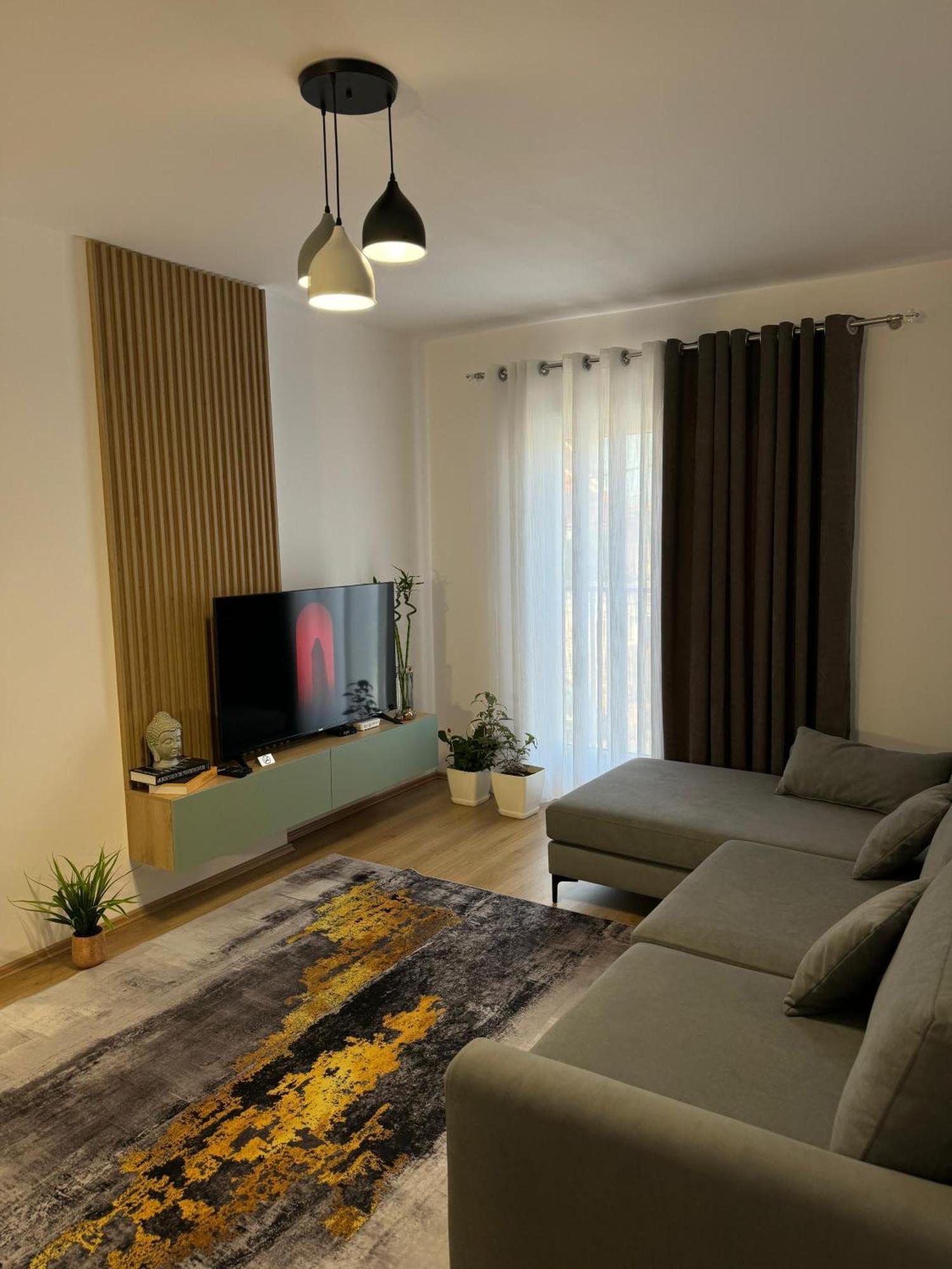 Apartment In City Center Shkodra Kültér fotó